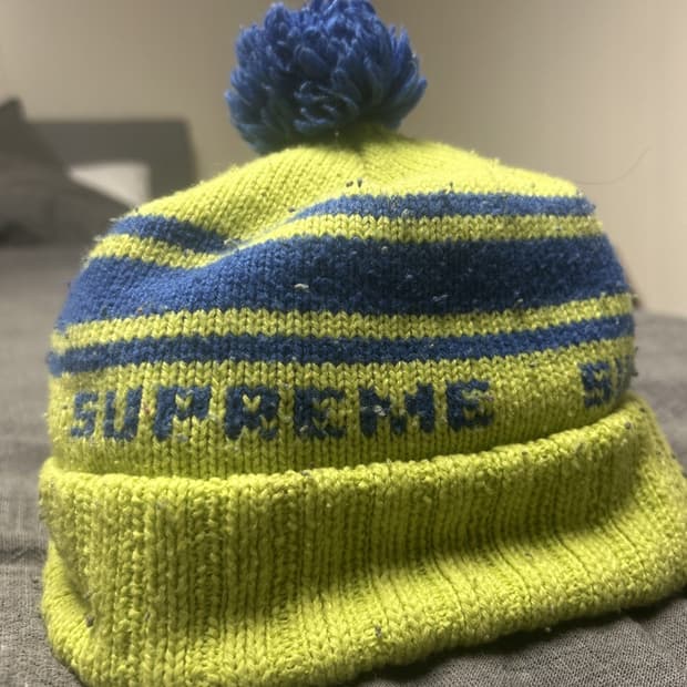 슈프림 스트라이프 폼폼 비니 라임/블루