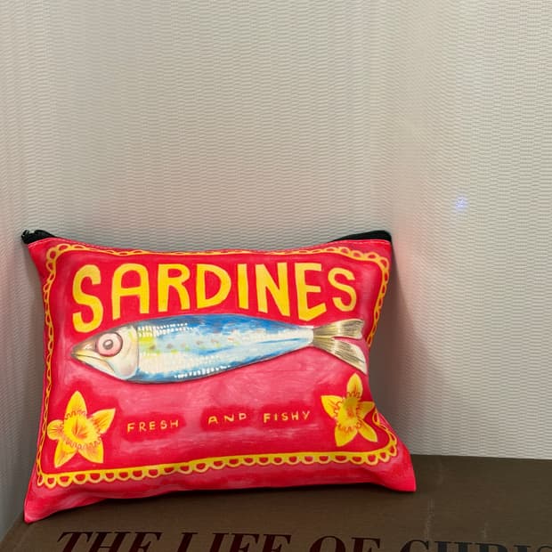 사딘즈 레드 쿠션 파우치