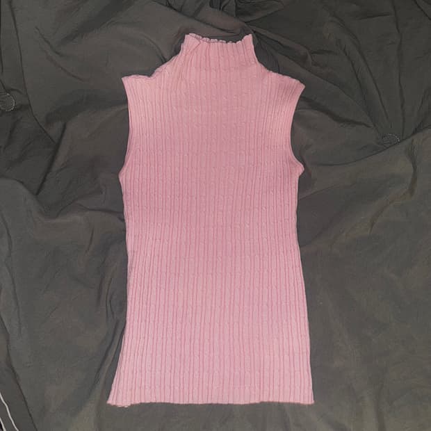 vintage baby pink knit sleve