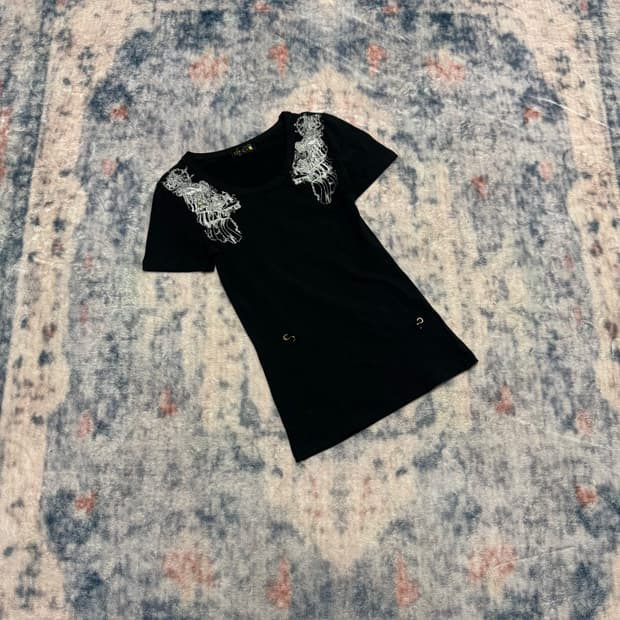 Mkr 00s embroided piercing top