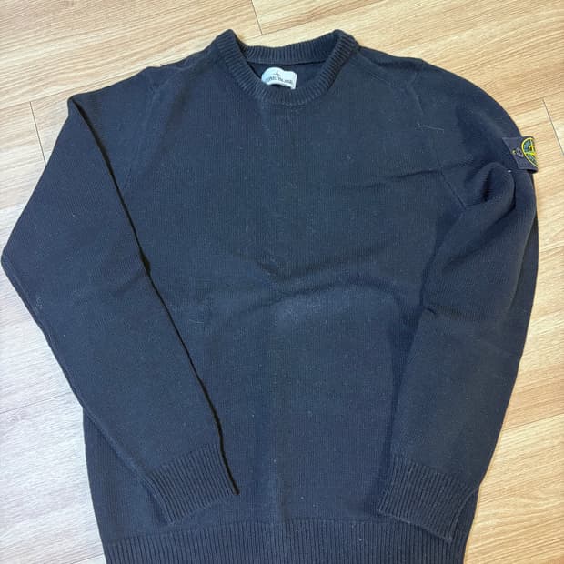 스톤아일랜드 니트 L Size 