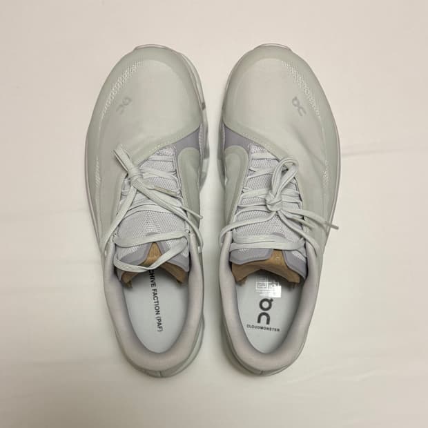 새상품)280 온 파프paf 클라우드 몬스터 2 베이퍼 프로스트