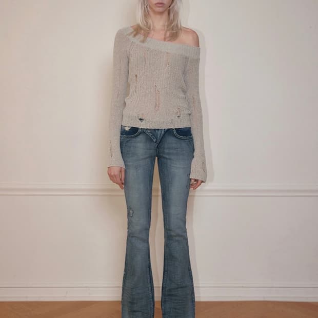 보헤미안서울 GRUNGE ONE-SHOULDER KNIT, BEIGE