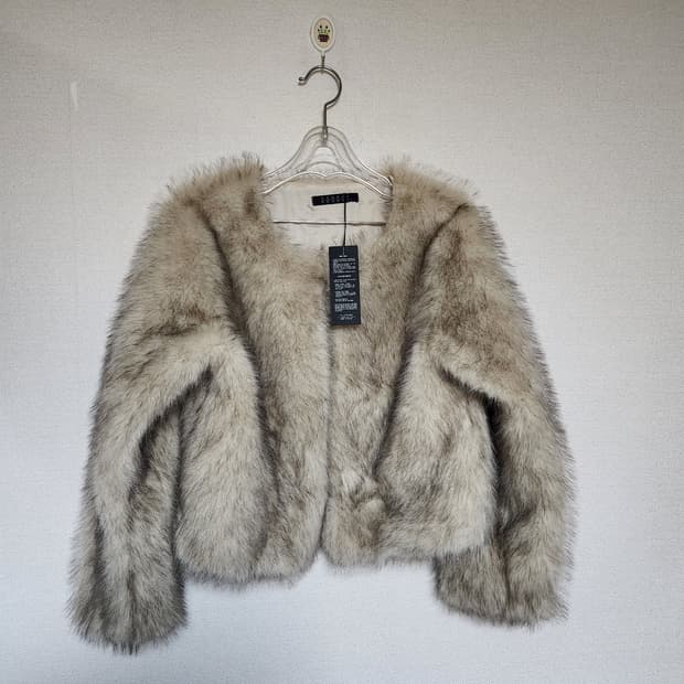 25년 택새옷 탱커스 퍼 자켓 프리