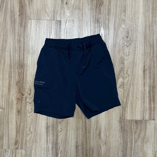 캘빈클라인 퍼포먼스 카고 반바지 S