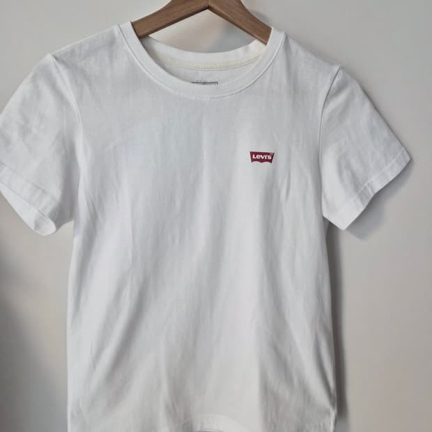리바이스(Levi's) 키즈 화이트 로고 반팔 티셔츠 145