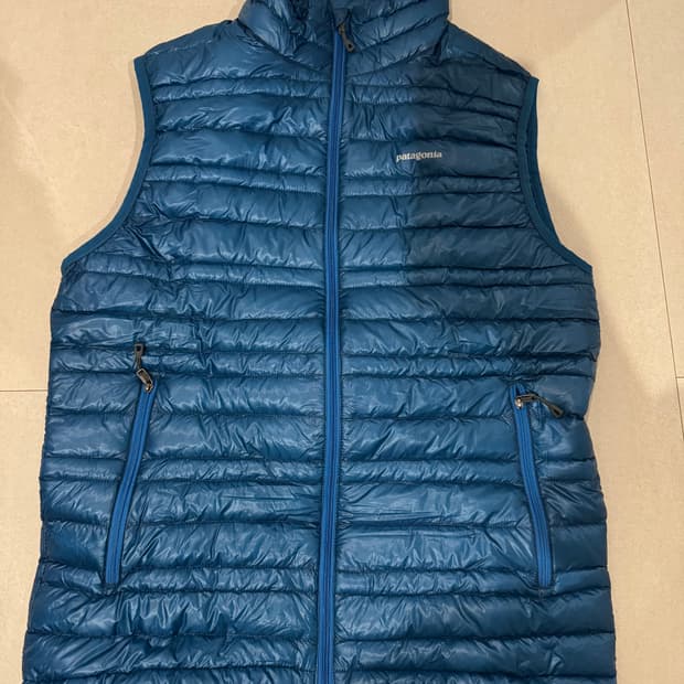 파타고니아 울트라라이트 패딩 베스트
