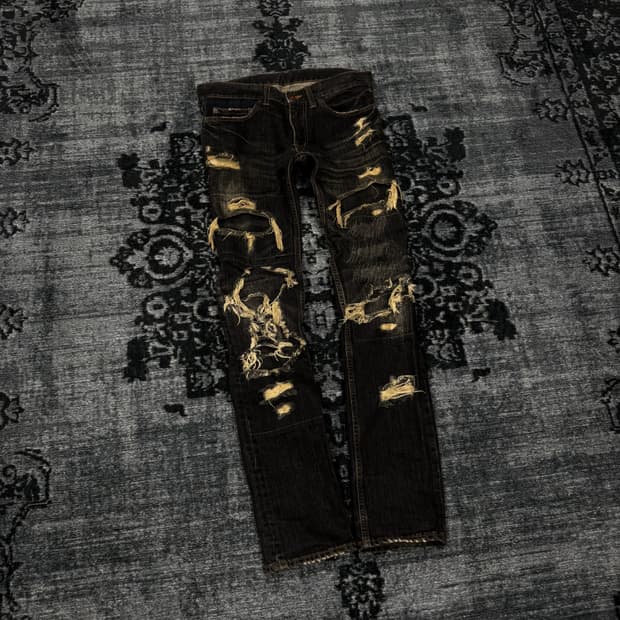 Tetei 00s archive distressed grunge deni