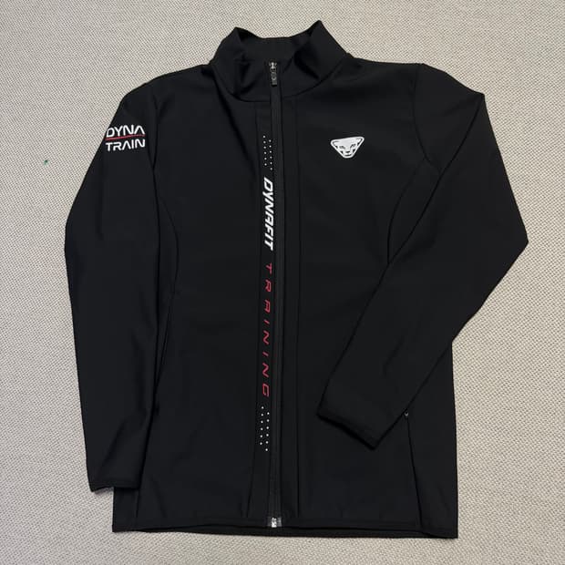 다이나핏 트랙탑