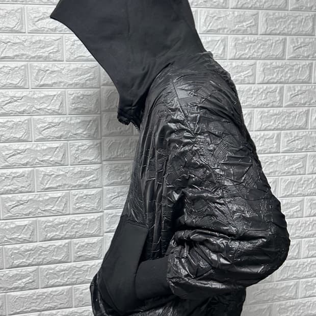 크랙 텍스쳐 후디드 자켓