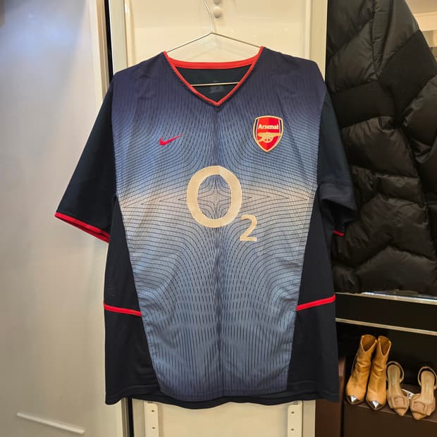 2002-03 시즌 아스날 FC 어웨이 셔츠
