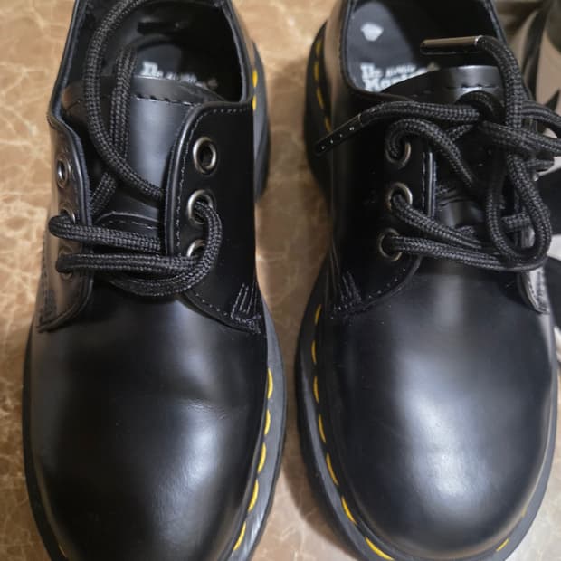 닥터마틴 1461 쿼드 230