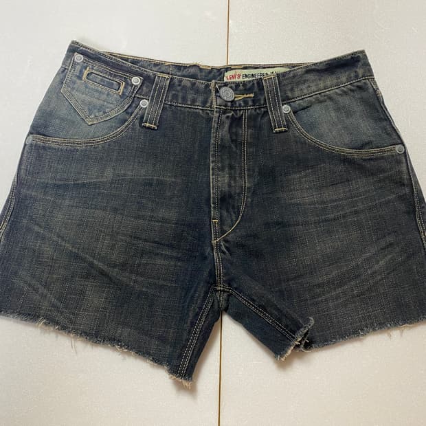 Levi's engineered jeans 데님숏팬츠 여성용 27/32