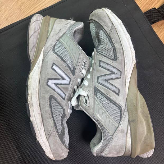 [270] 뉴발란스 990 V5 그레이
