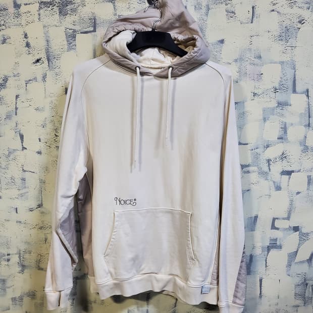 노이스 투톤 배색 후드티 