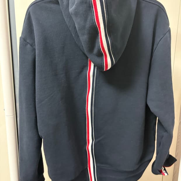 톰브라운 백삼선 네이비 후드티 5사이즈