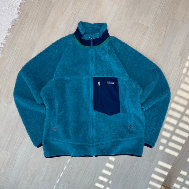 2014 파타고니아 레트로 플리스 자켓 L 레어 블루 컬러