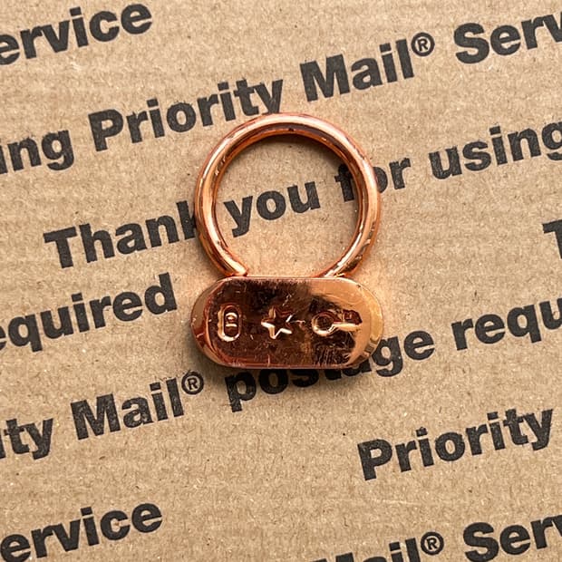 90s vtg Rose Gold Lock Keyring