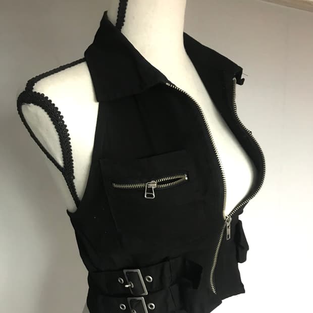 Multi-Pocket Buckle Halterneck Vest