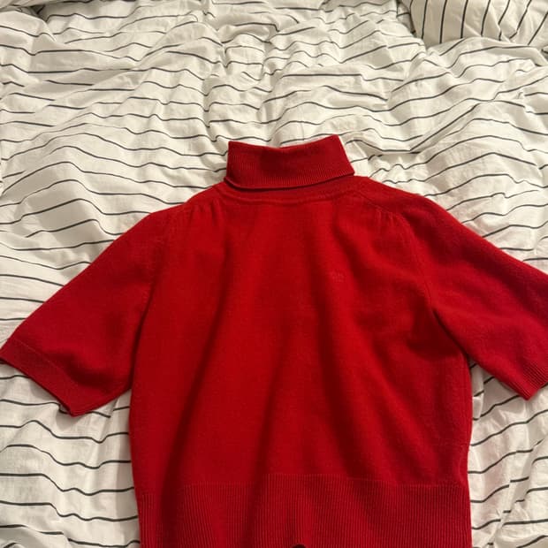 그로브 터틀넥 니트 FREE