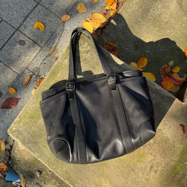 Leather shoulder Bag