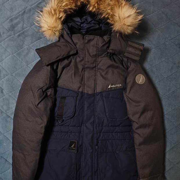 노티카 덕다운 패딩