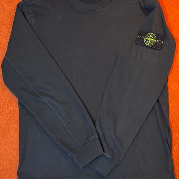 (정품) 스톤아일랜드 롱 슬리브 맨투맨