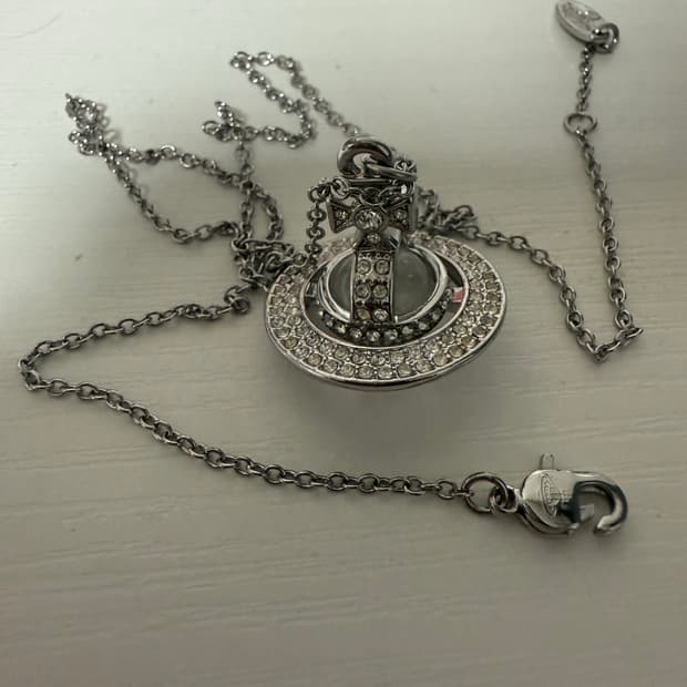 비비안웨스트우드목걸이(정품)