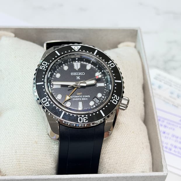 세이코 오타니 블랙 gmt spb383