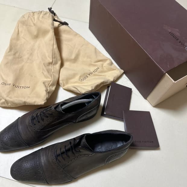 루이비통 윙팁 브라운 구두