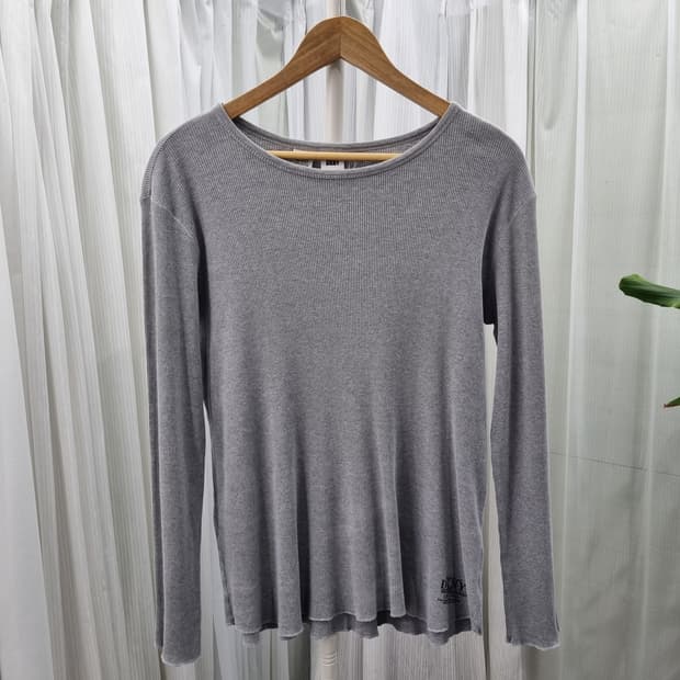 DKNY 클래식 잔골지 내츄럴 커팅 스티치 티셔츠 1967