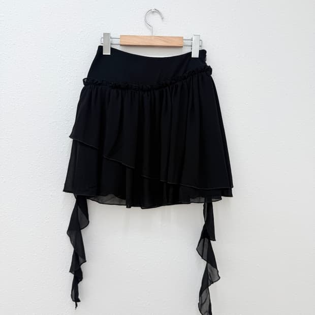 빈티지 블랙 프릴 미니 스커트