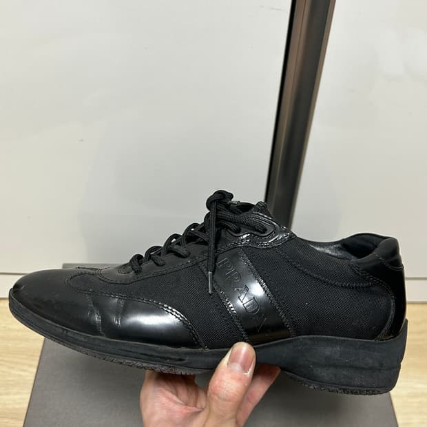 프라다 스니커즈 (size36)