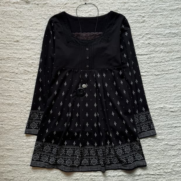 Ethnic Square Neck Pleated Blouse 0251