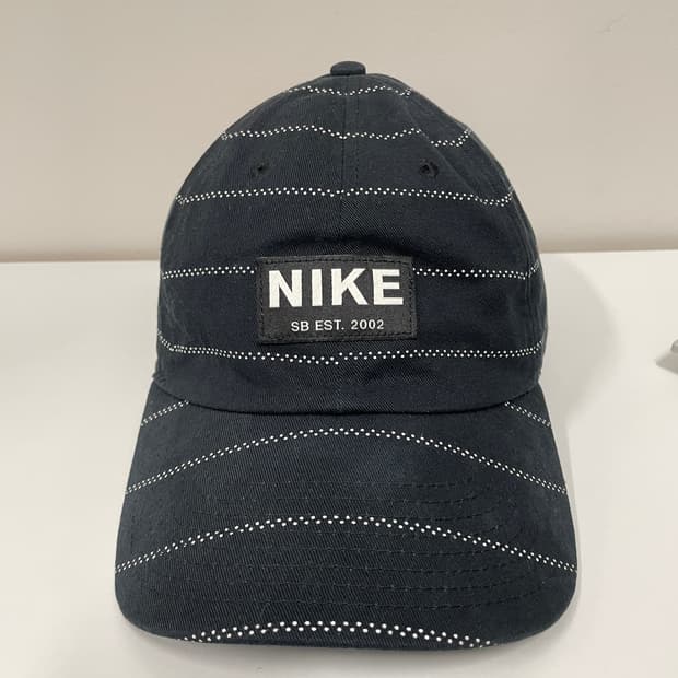 나이키 SB 스트라이프 캡