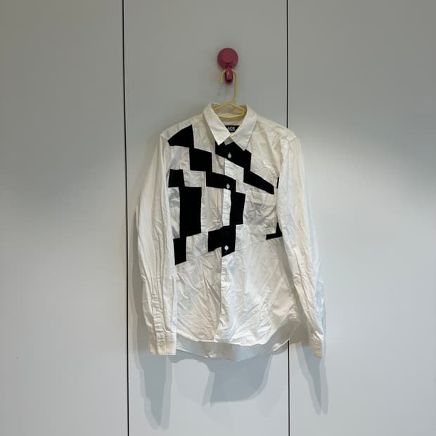 꼼데가르송 블랙 패널 셔츠