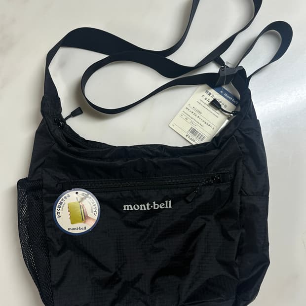 몽벨 포케터블 라이트 숄더백 S 새상품