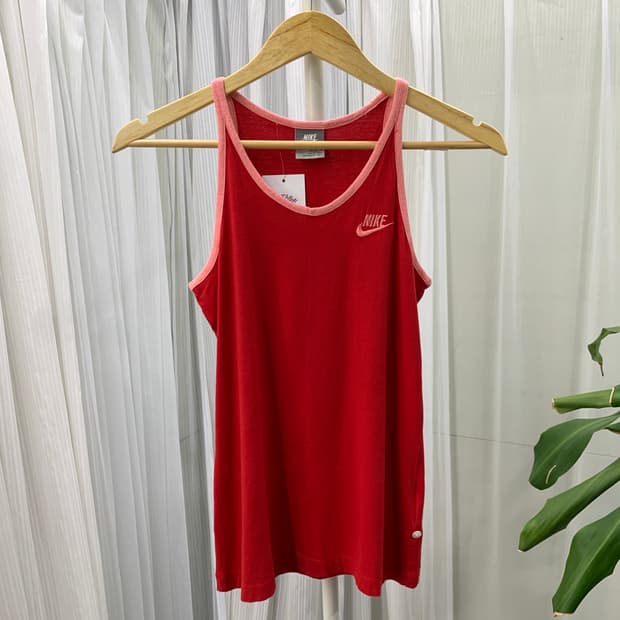 나이키 NIKE 스포츠웨어 레드 탱크탑 나시 1532