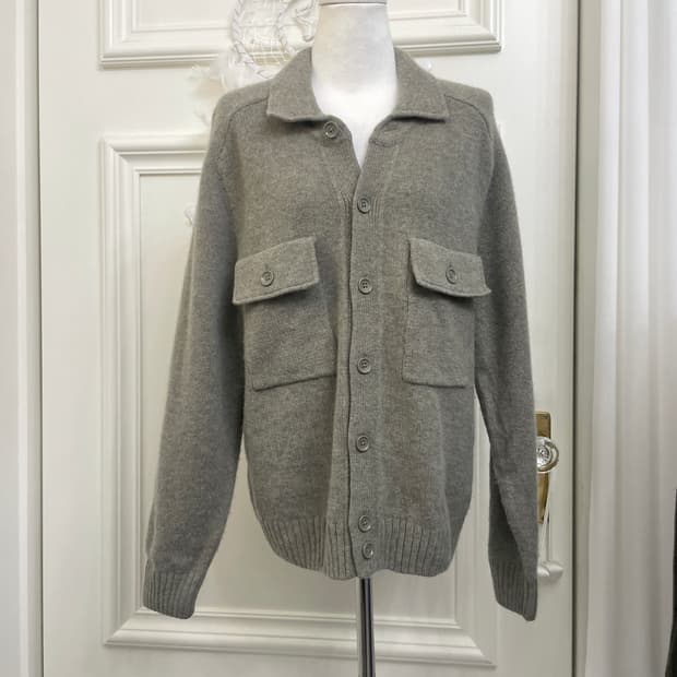 khaki pocket point basic sweater(size-M)