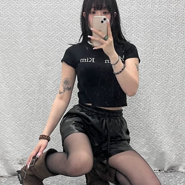 마똉킴 빈티지 캐주얼 레터링로고 크롭 반팔티 85 C12241