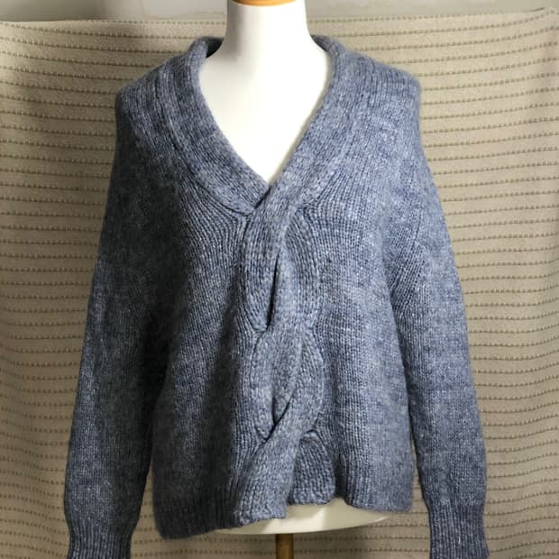 띠어리 알파카 울 혼방 블루 숄카라 브이넥 니트 스웨터