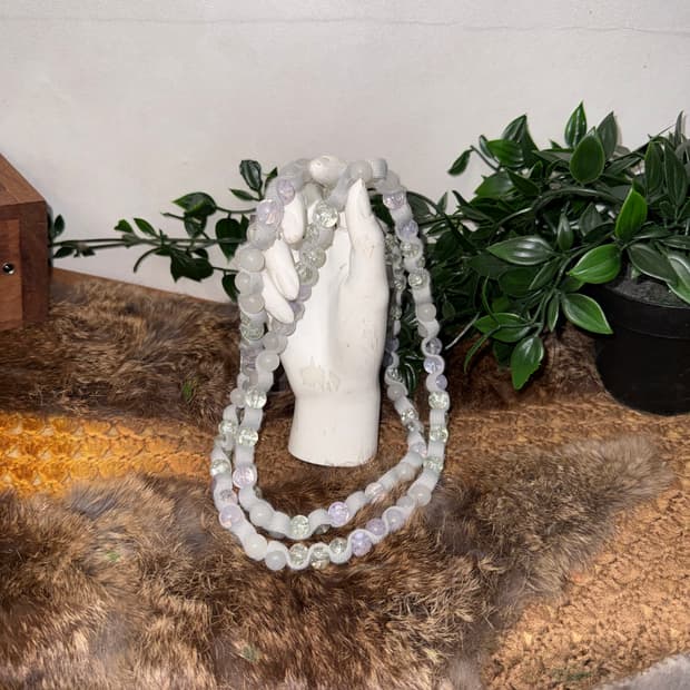 Ash purple strap beads necklace 