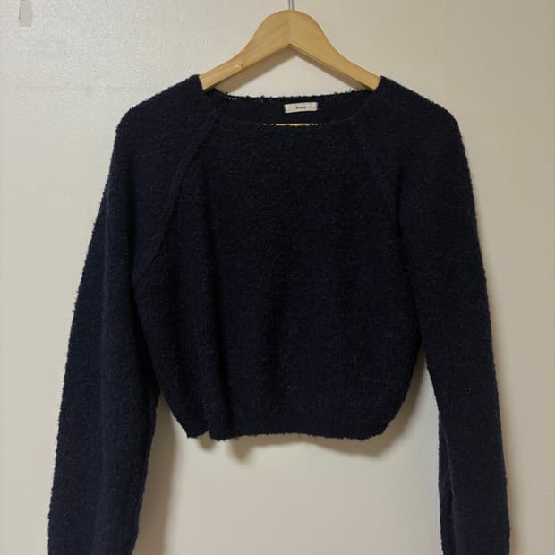 네이비 크롭 니트 