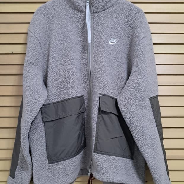 나이키 남성 에센셜쉐르파후리스점퍼
