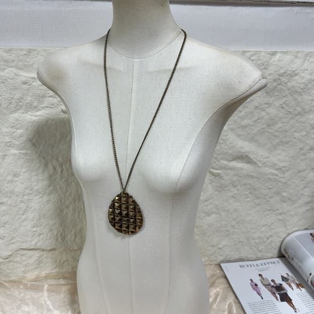 빈티지 황동 리벳  목걸이