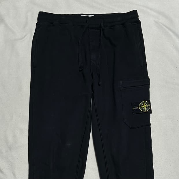 M 스톤아일랜드 블랙 조거 팬츠