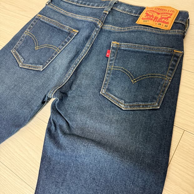 Levi's 513 W28 L32