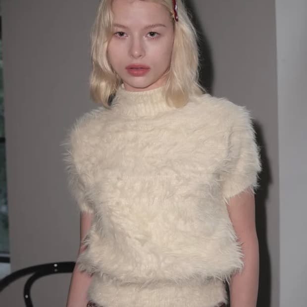 마가린핑거스 하이넥니트 라이트옐로우