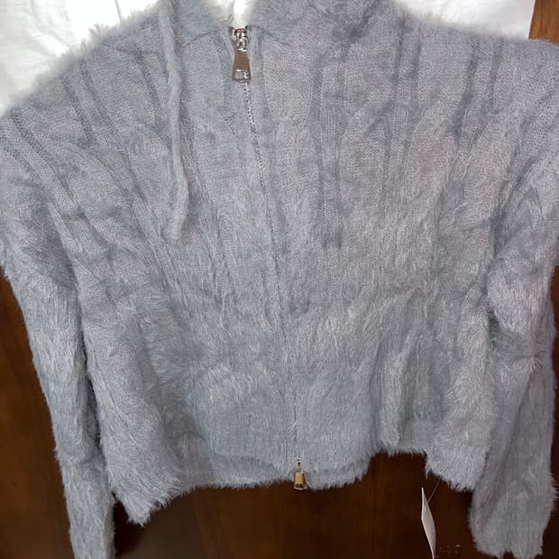 앙고라 크롭 투웨이 후드집업