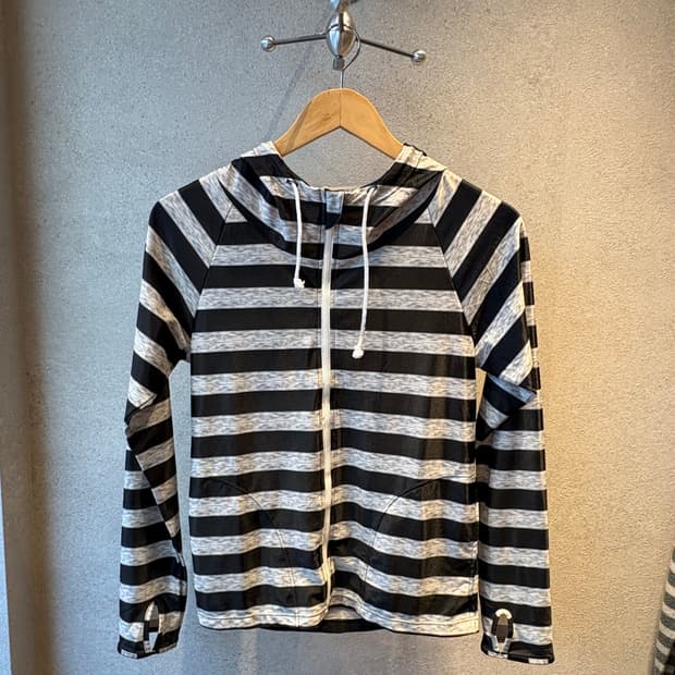 zebra zip-up hoodie